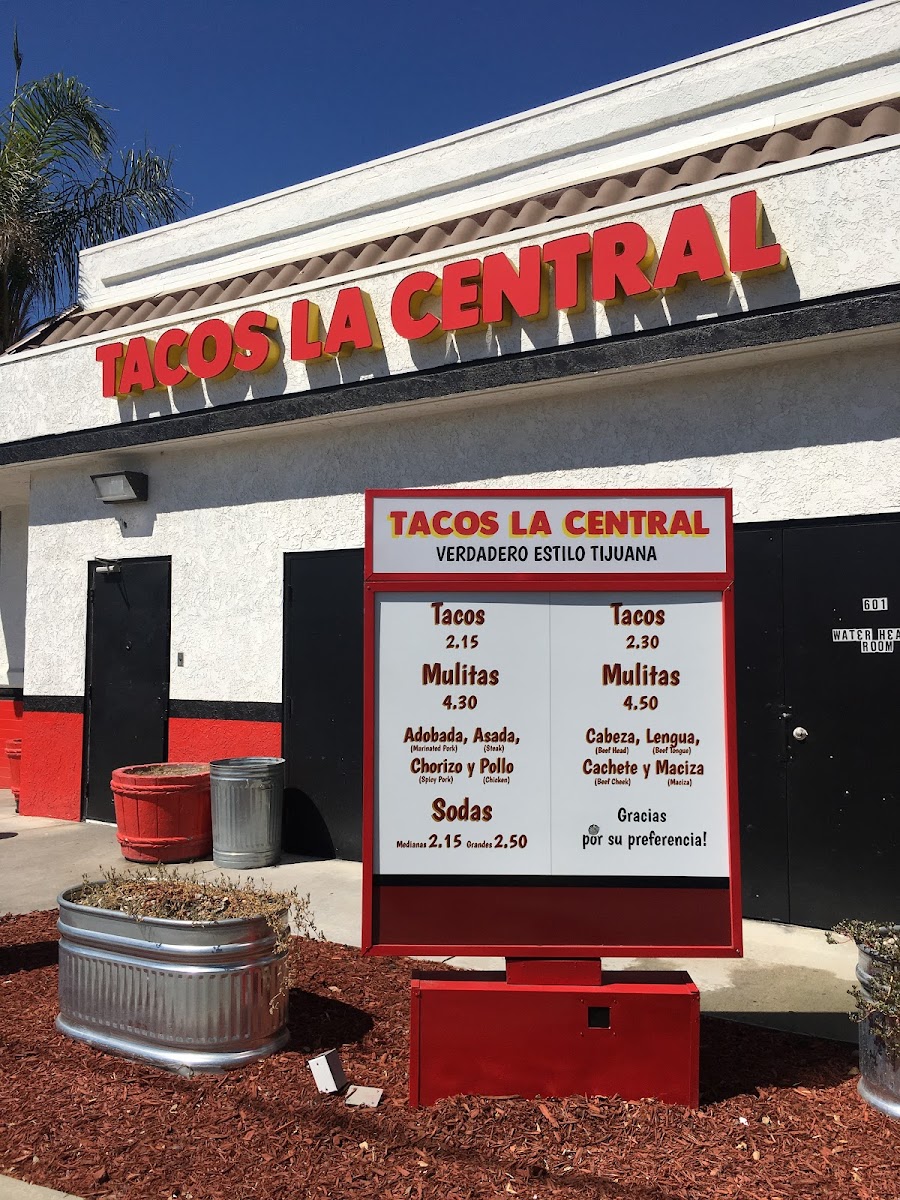 Tacos La Central - 10