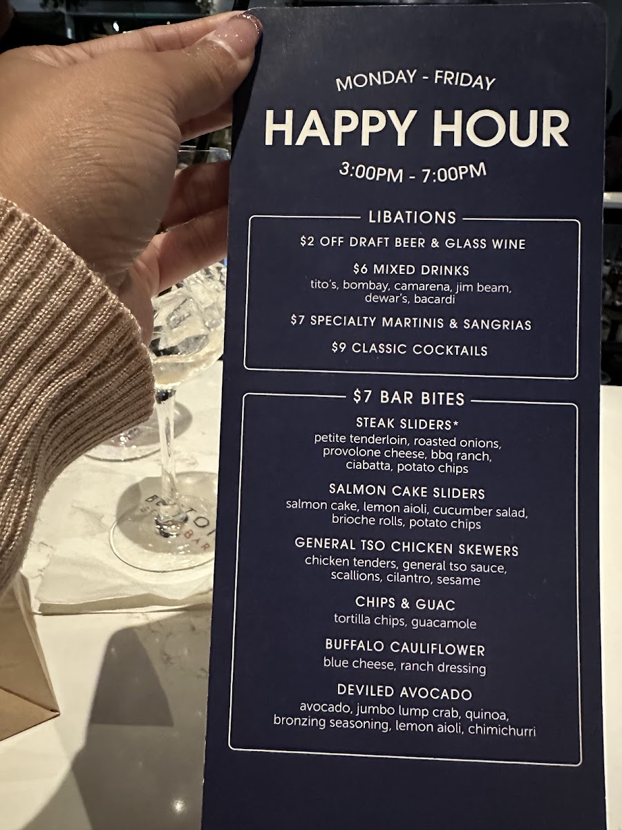 Burtons Grill & Bar - 3