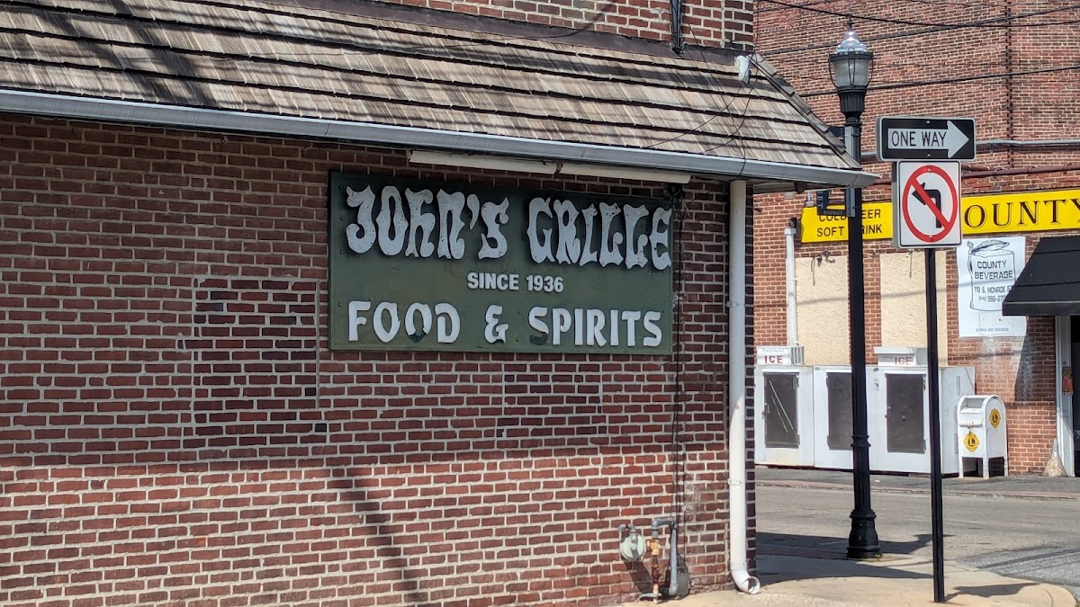 John's Grille