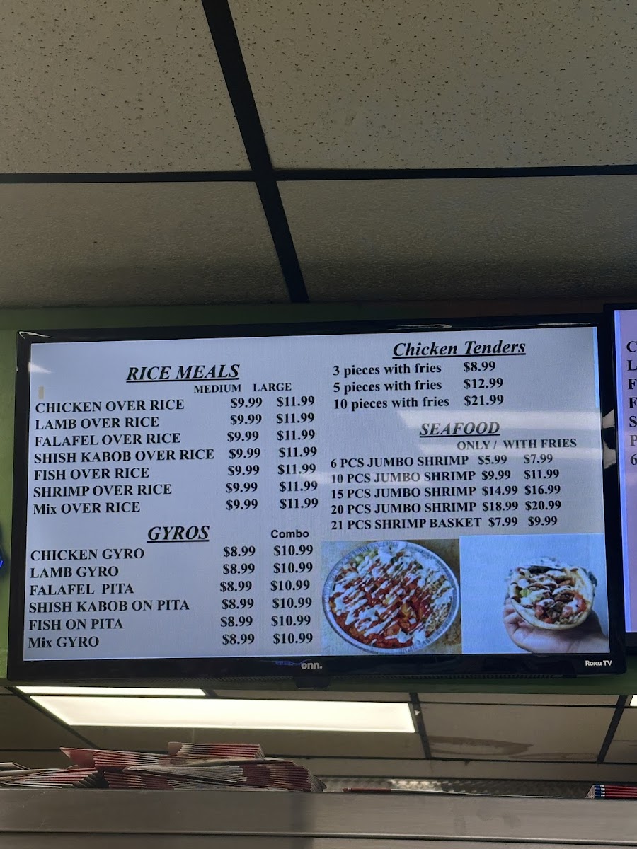 Crown Chicken and Gyro Woodbury - 1