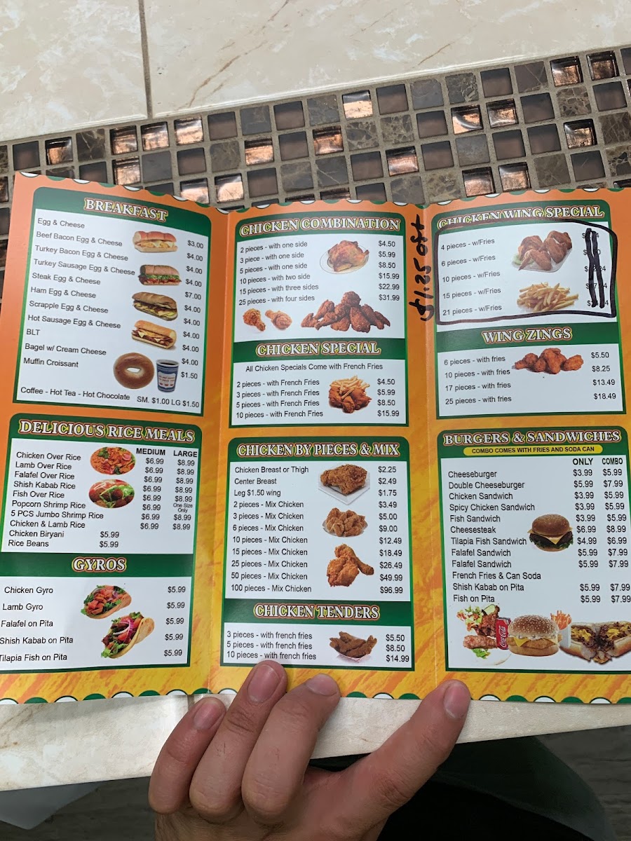 Crown Chicken and Gyro Woodbury - 9