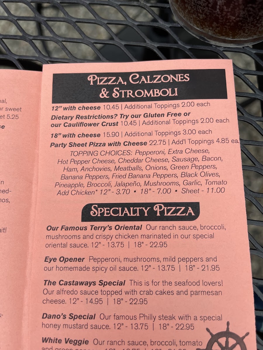 Castaways Pizza & Grill - 6