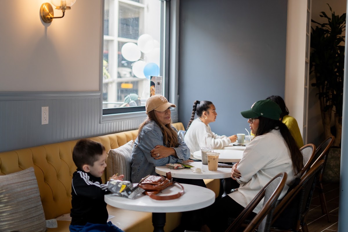 Republik Coffee Burbank