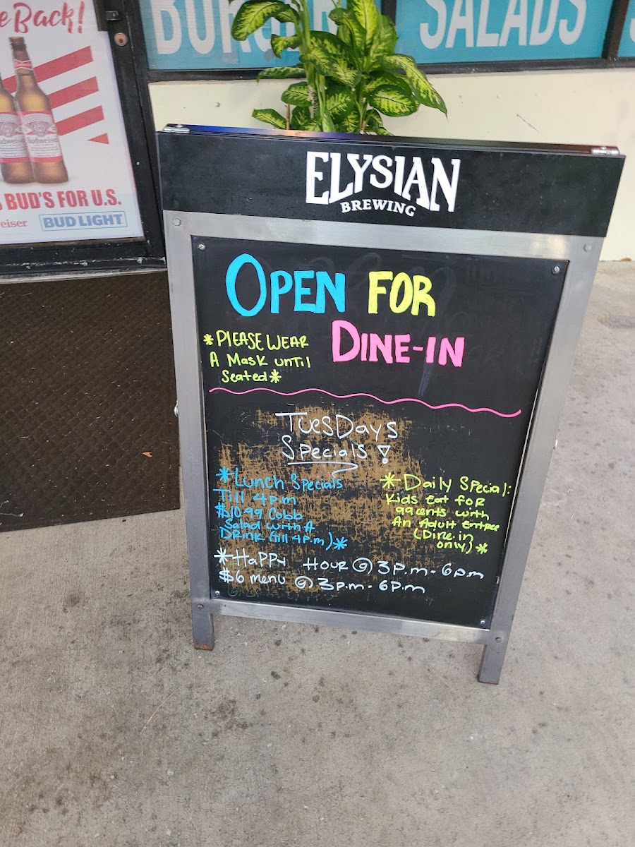 JERSEYS Wings Sports Bar & Grill Pembroke Pines - 10