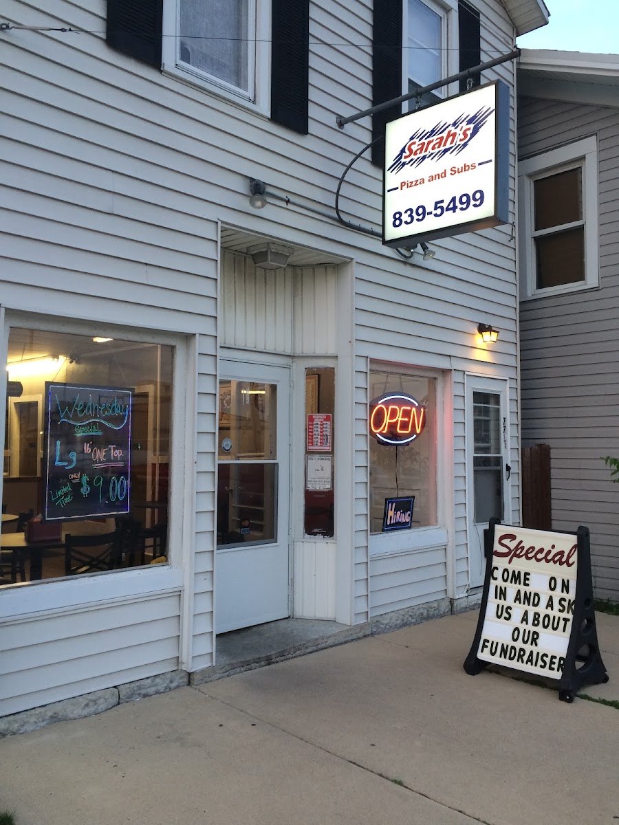 Sarah's Pizza