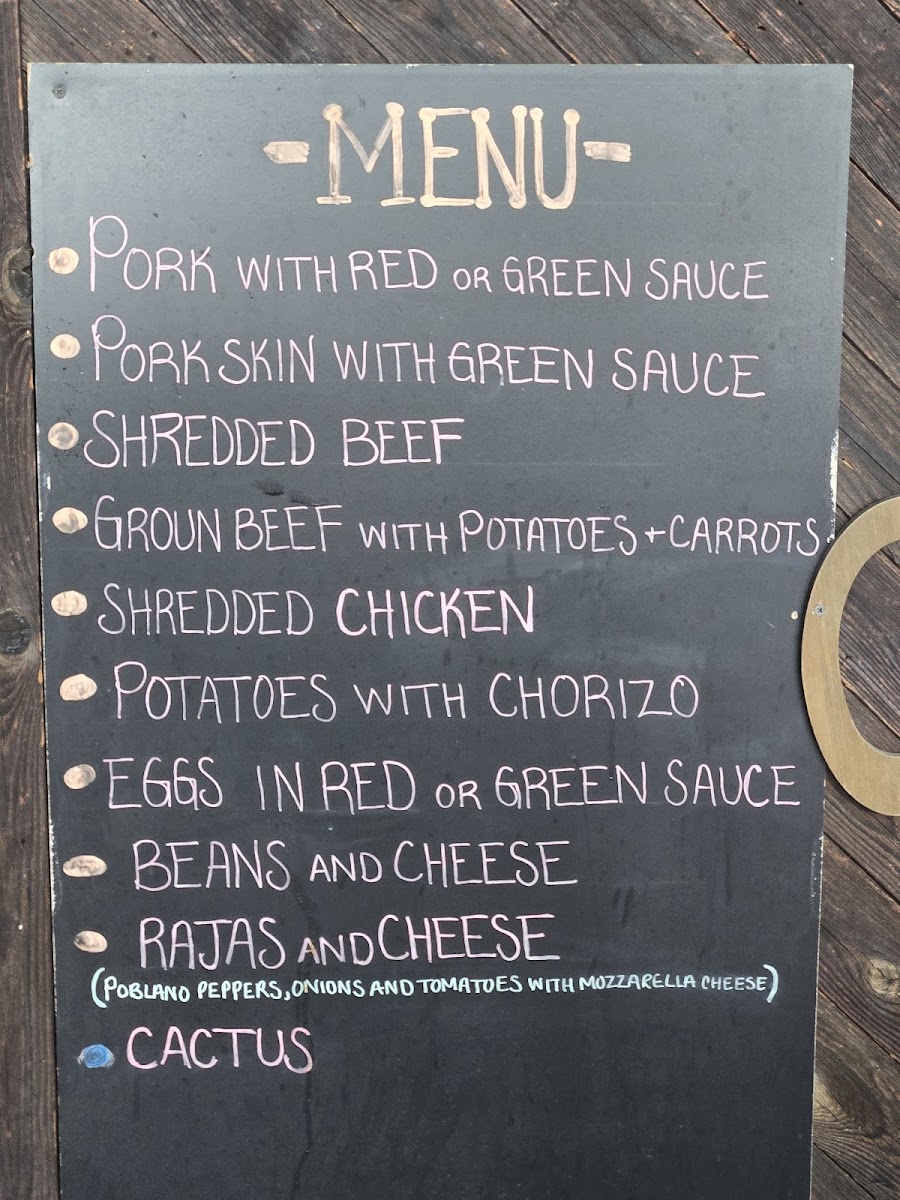 Mariana's Gorditas - 4