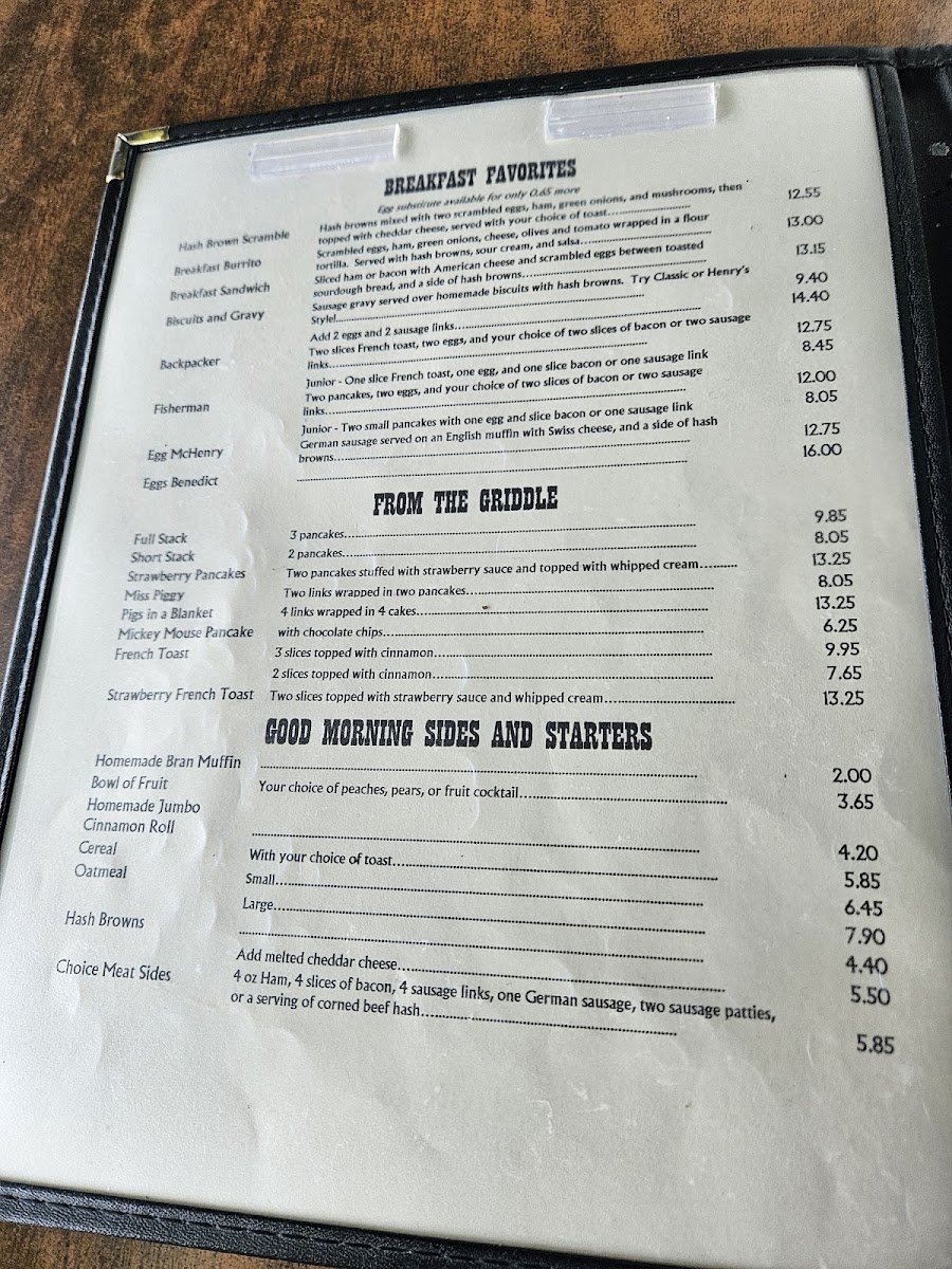 Henry's Restaurant - 3