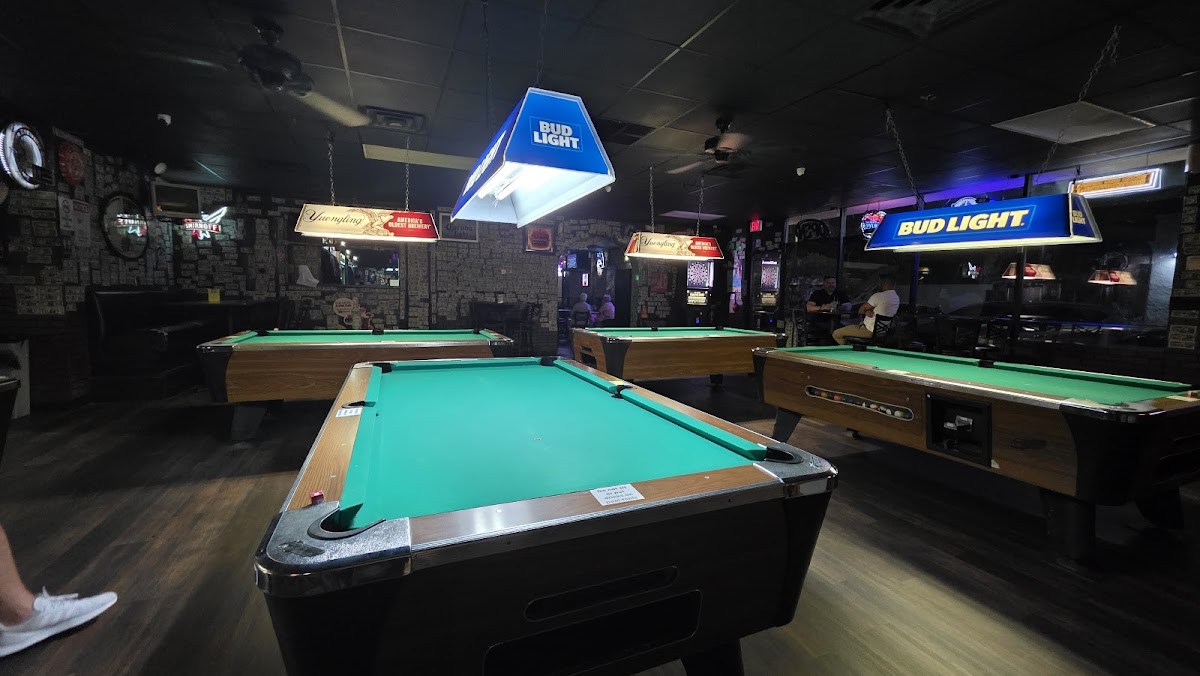 O'Shucks Karaoke Bar