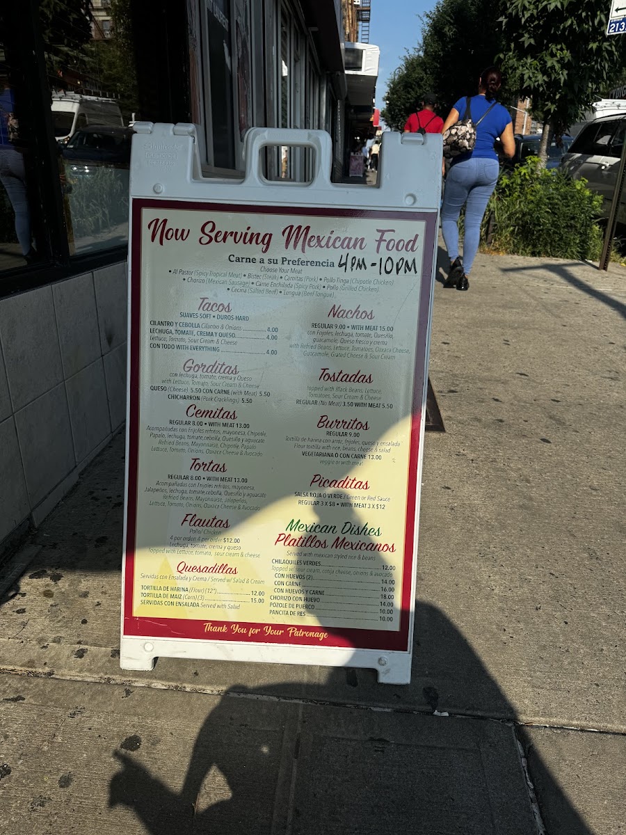 Lydig Coffee House - 6