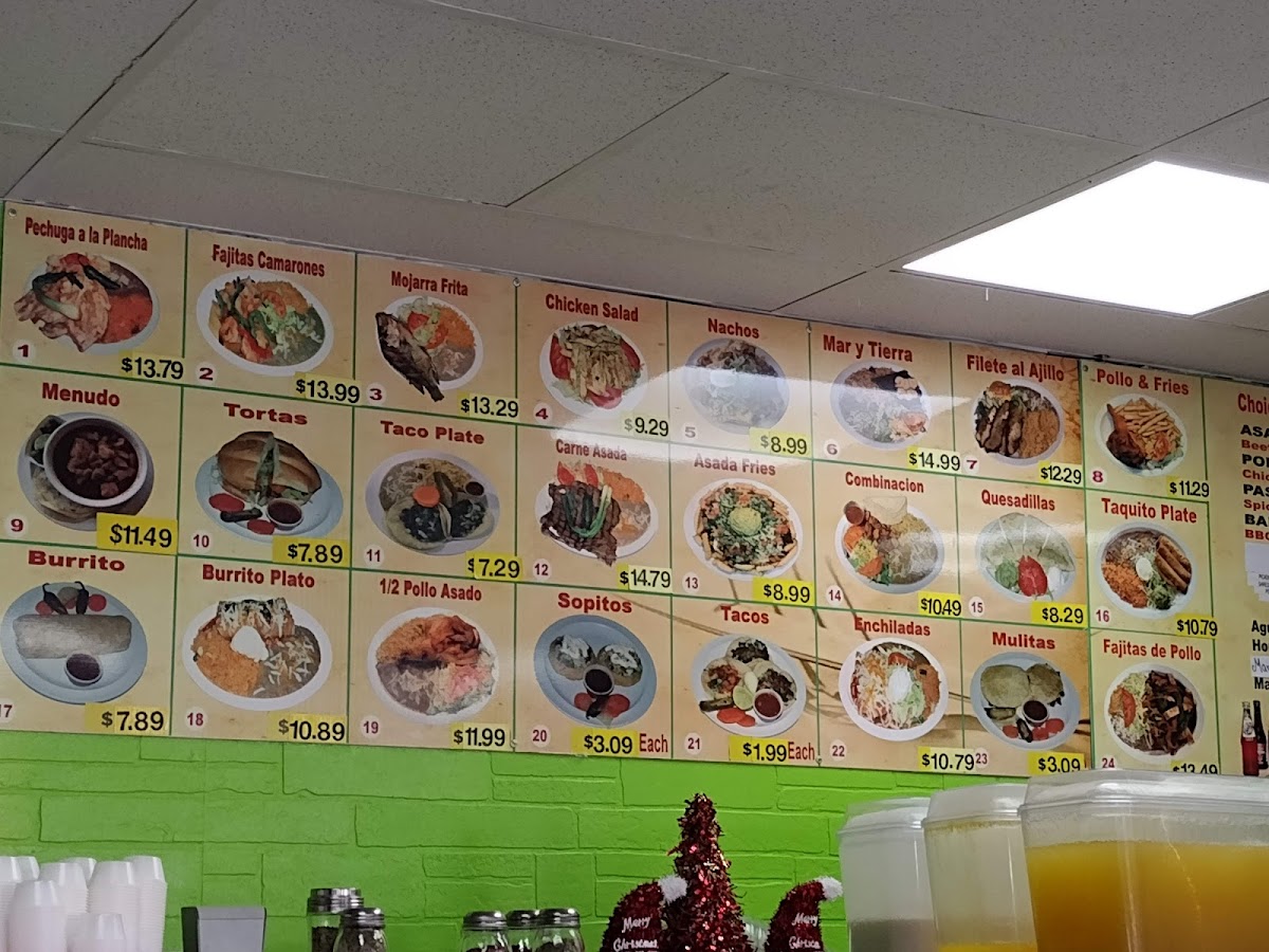 Taqueria La Herradura - 9