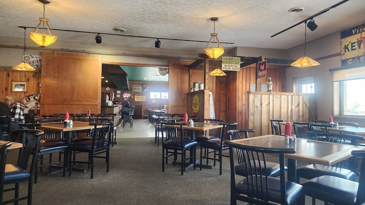 Barrel House Restaurant & Tavern