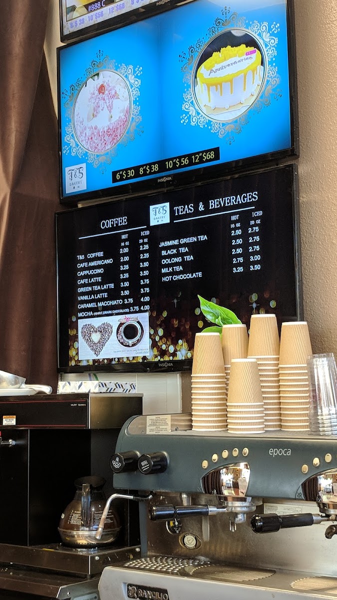 T & 5 Bakery Cafe - 6