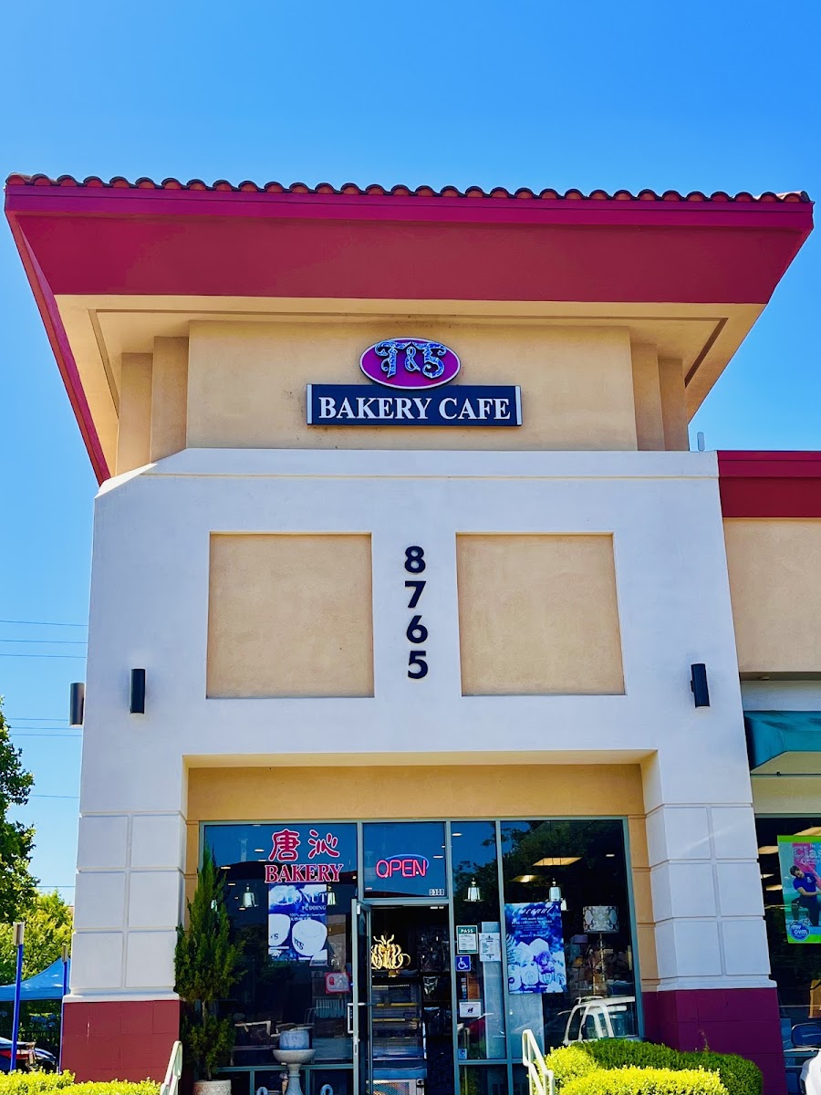 T & 5 Bakery Cafe