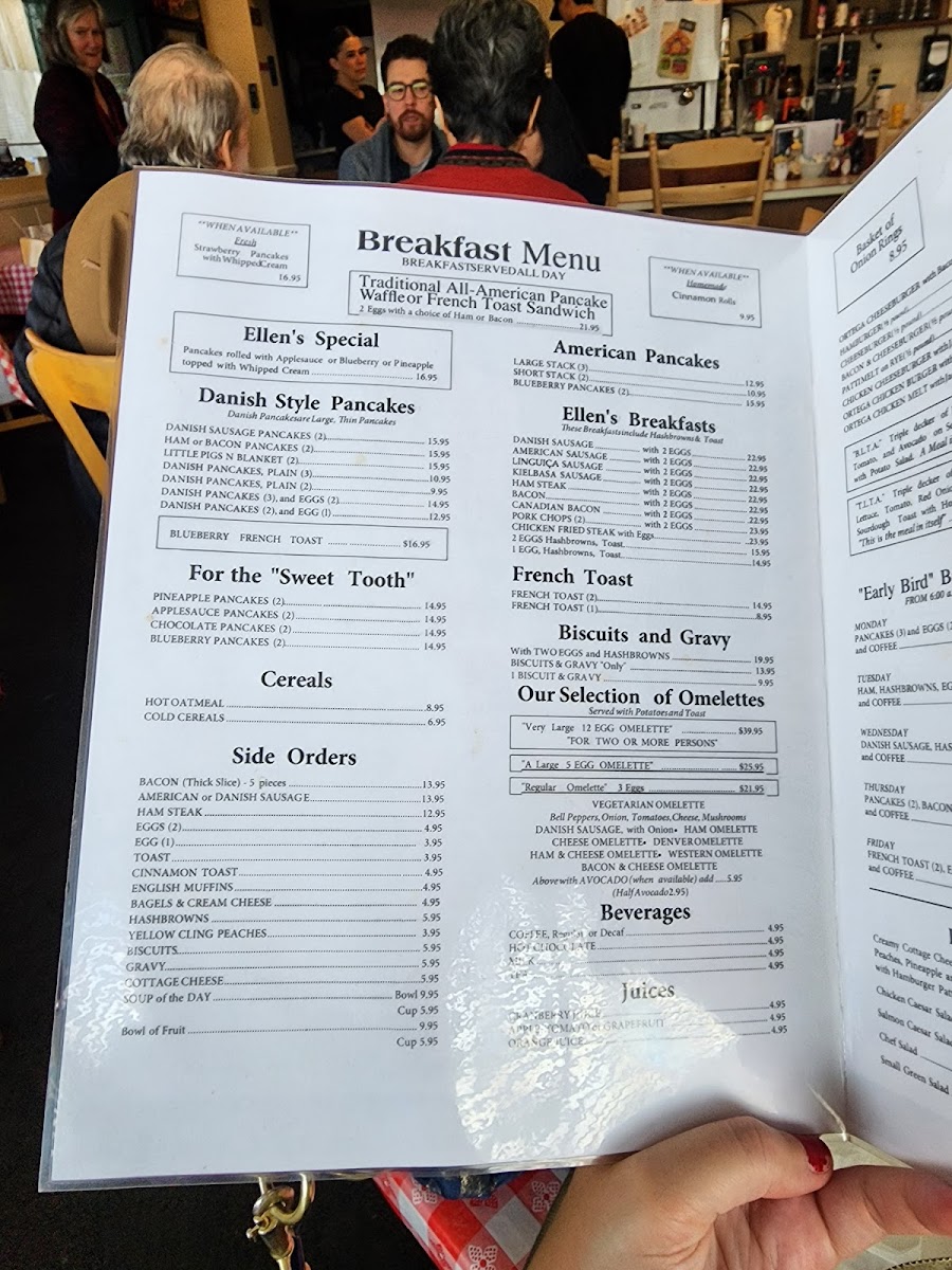 Ellen's Danish Pancake House - 3