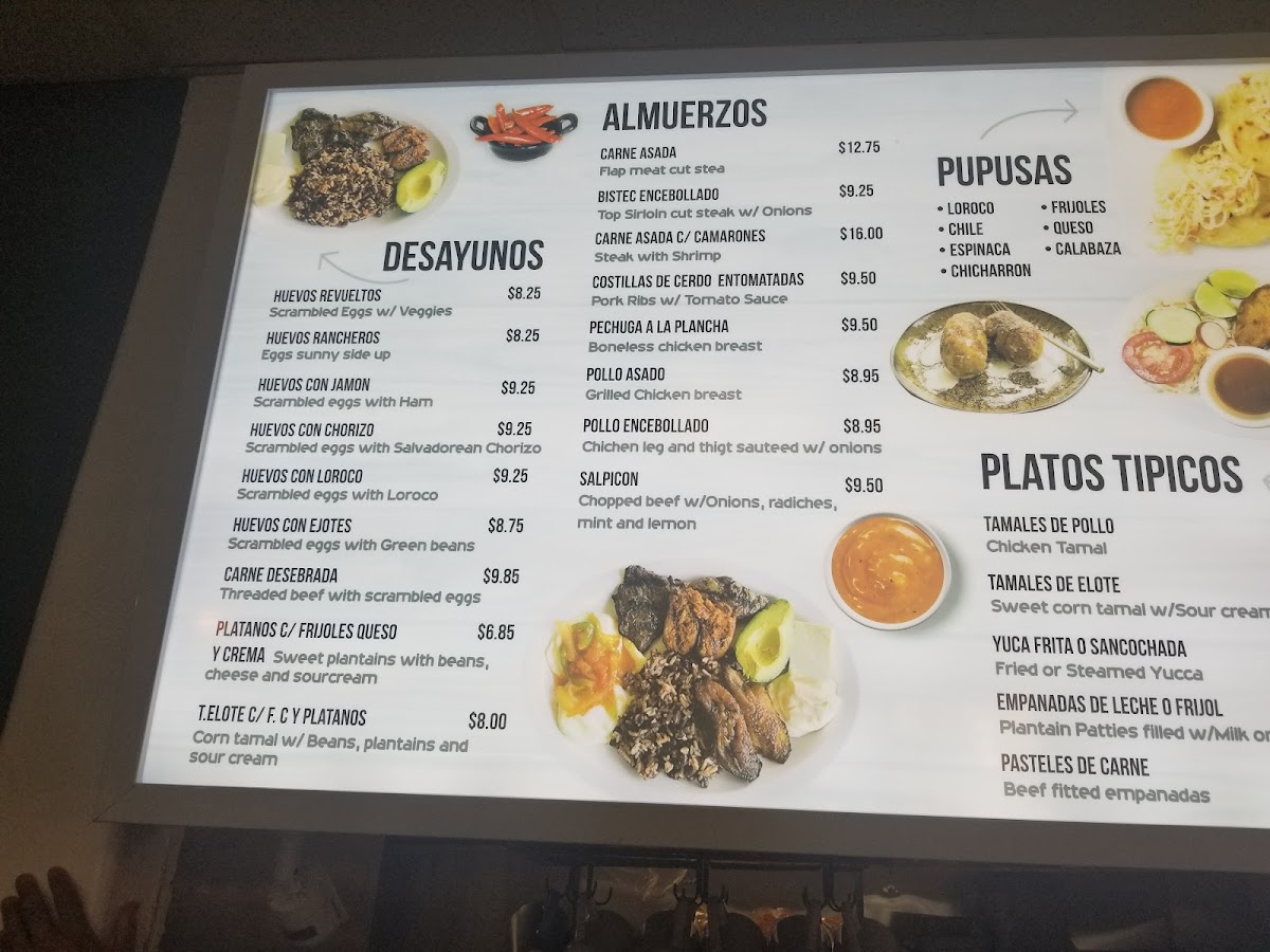 Los Cheros Pupuseria - 10