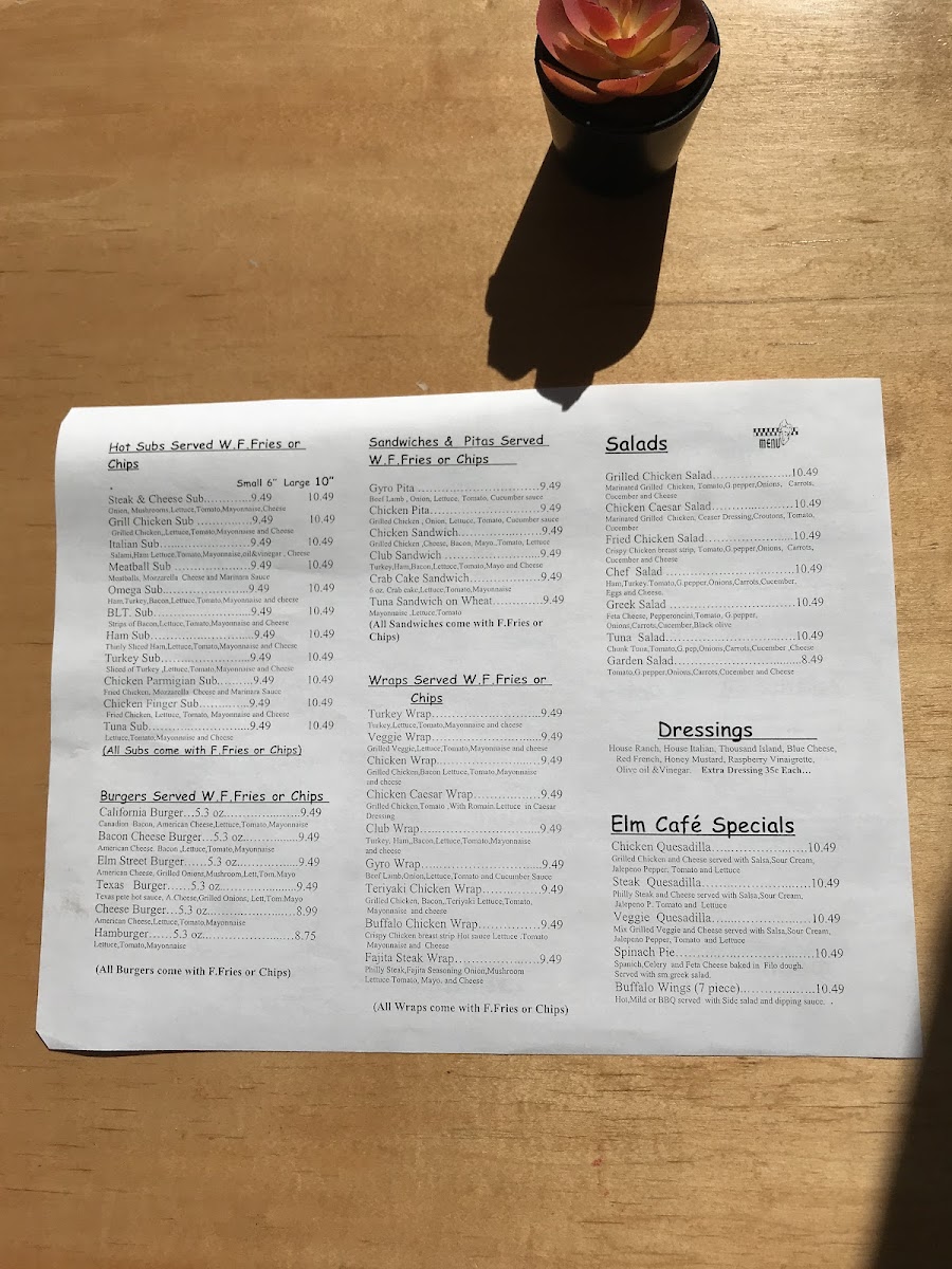 Elm Street Cafe & Grill - 6