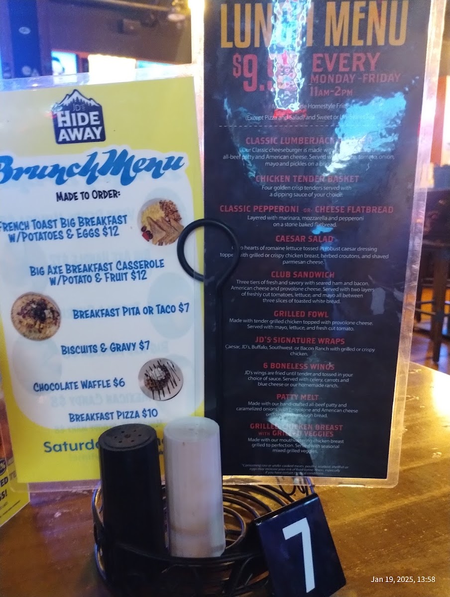 JD's Hideaway Bar & Grill - 7