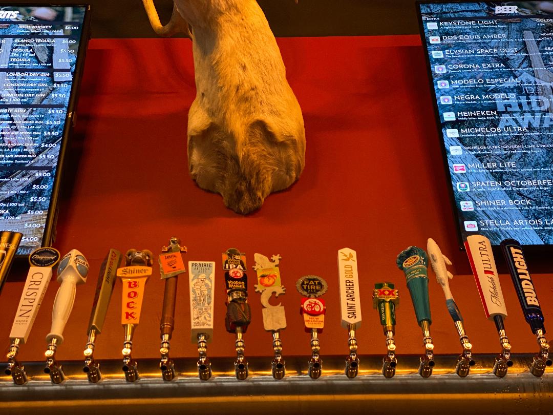 JD's Hideaway Bar & Grill - 8