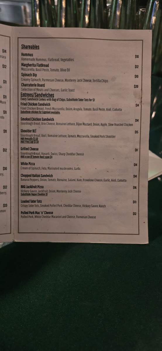 MarMo Cafe & Lounge - 8