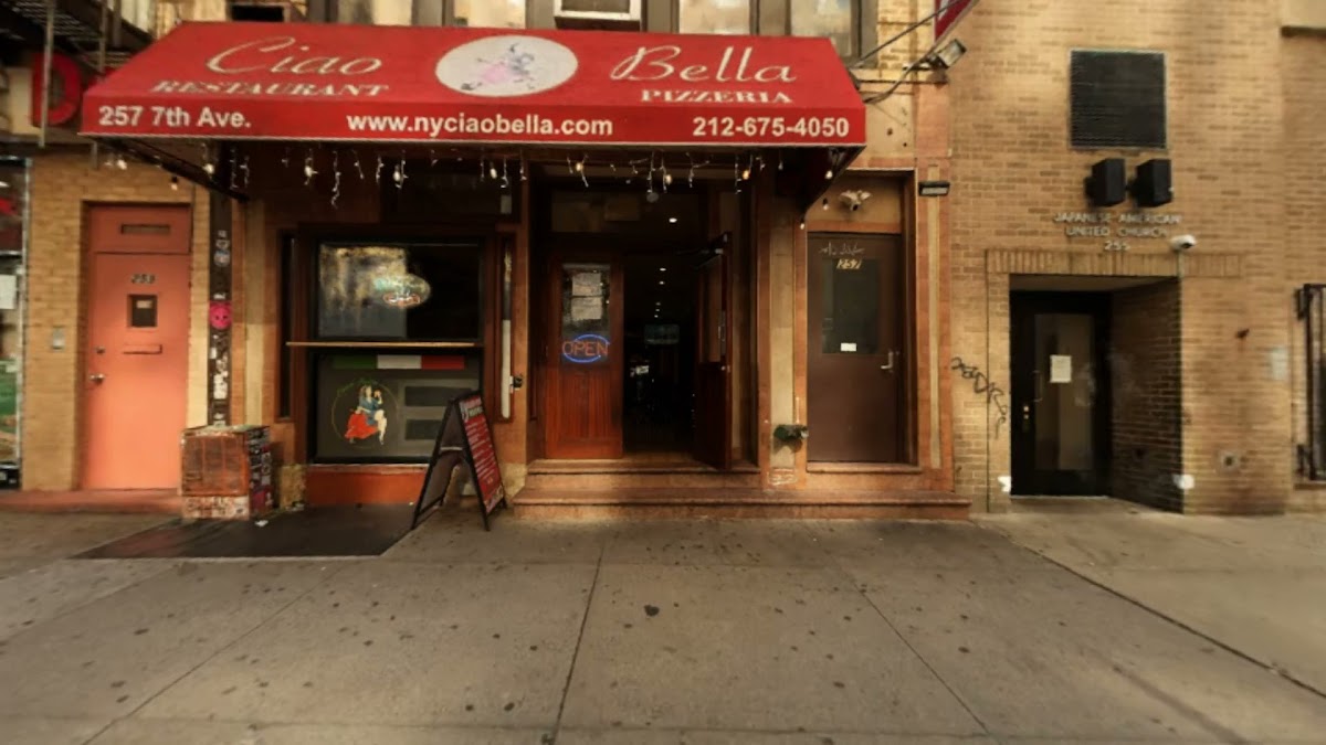 257 7 ave Ciao Bella restauran pizzeria