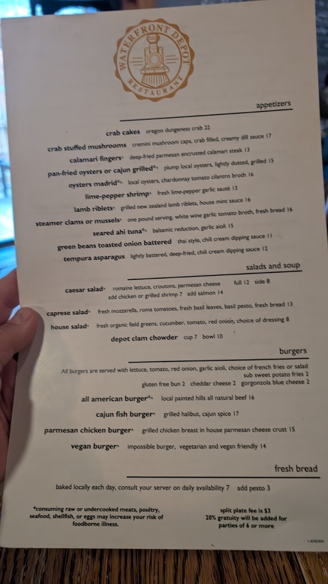 Waterfront Depot Restaurant - 10