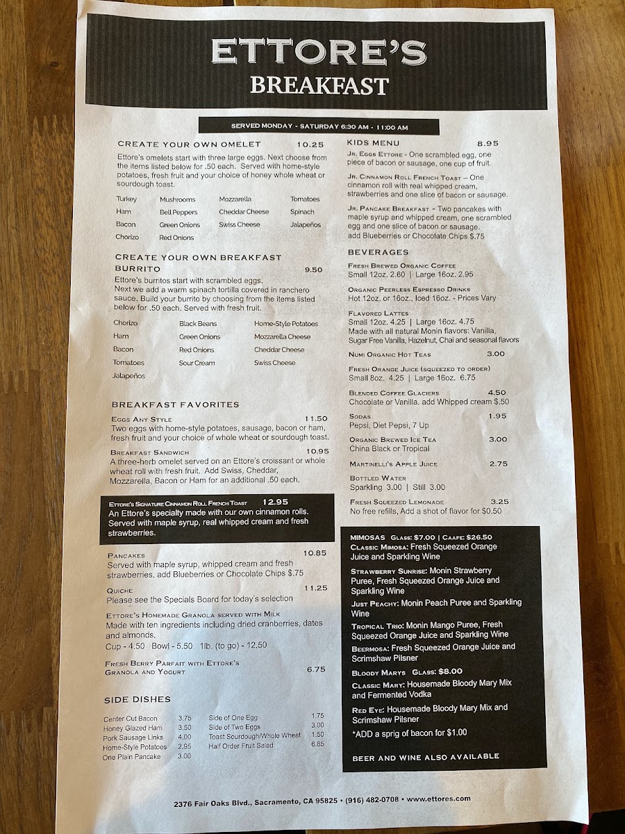 Ettore's Bakery and Restaurant - 8