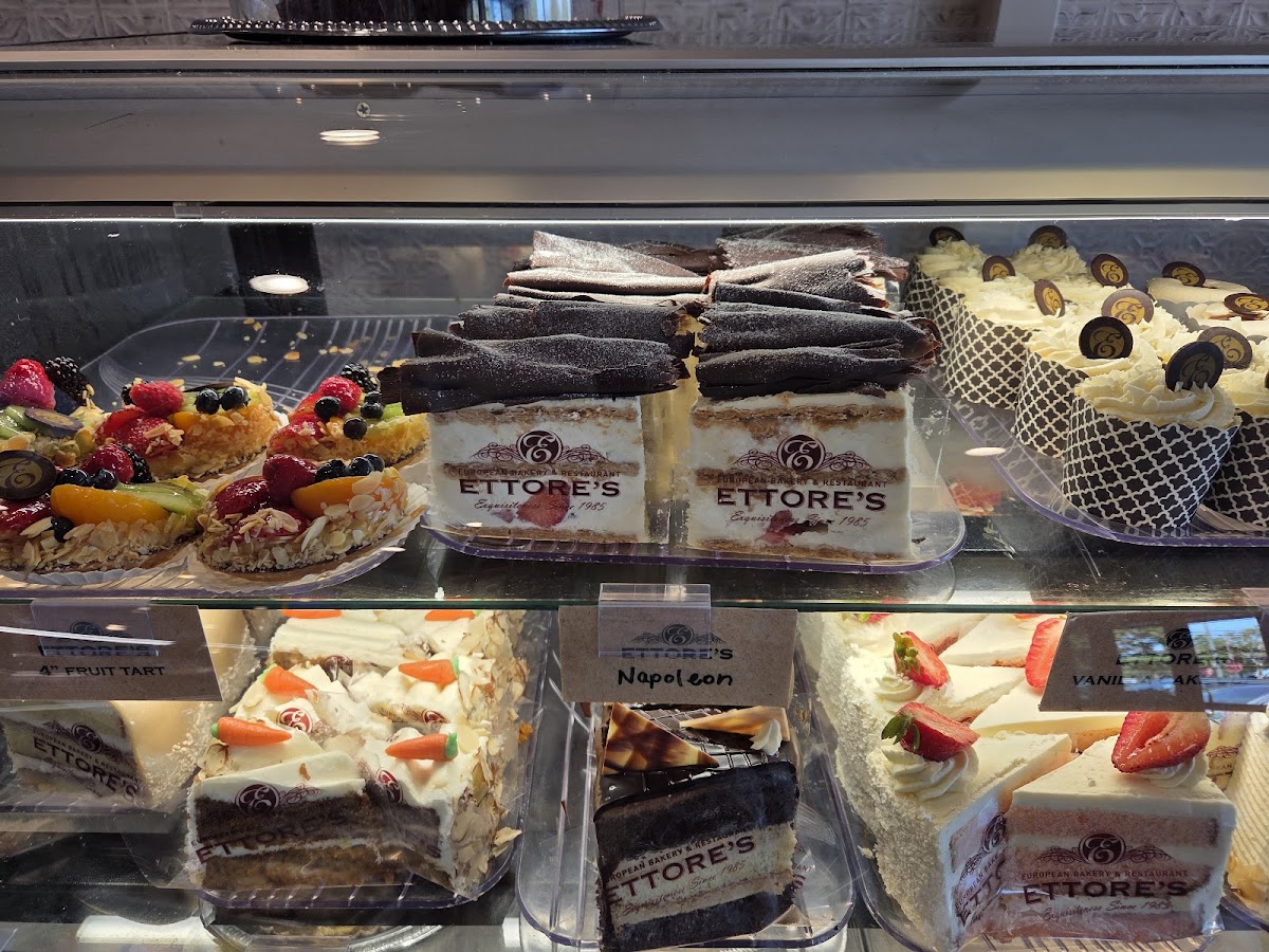 Ettore's Bakery and Restaurant