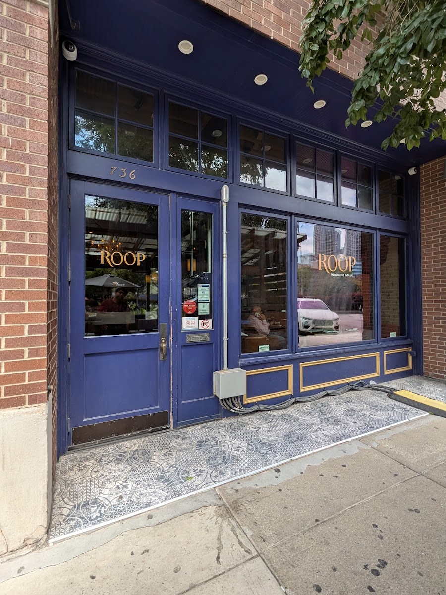 ROOP Chicago Innovative Indian Restaurant & Cocktail Bar