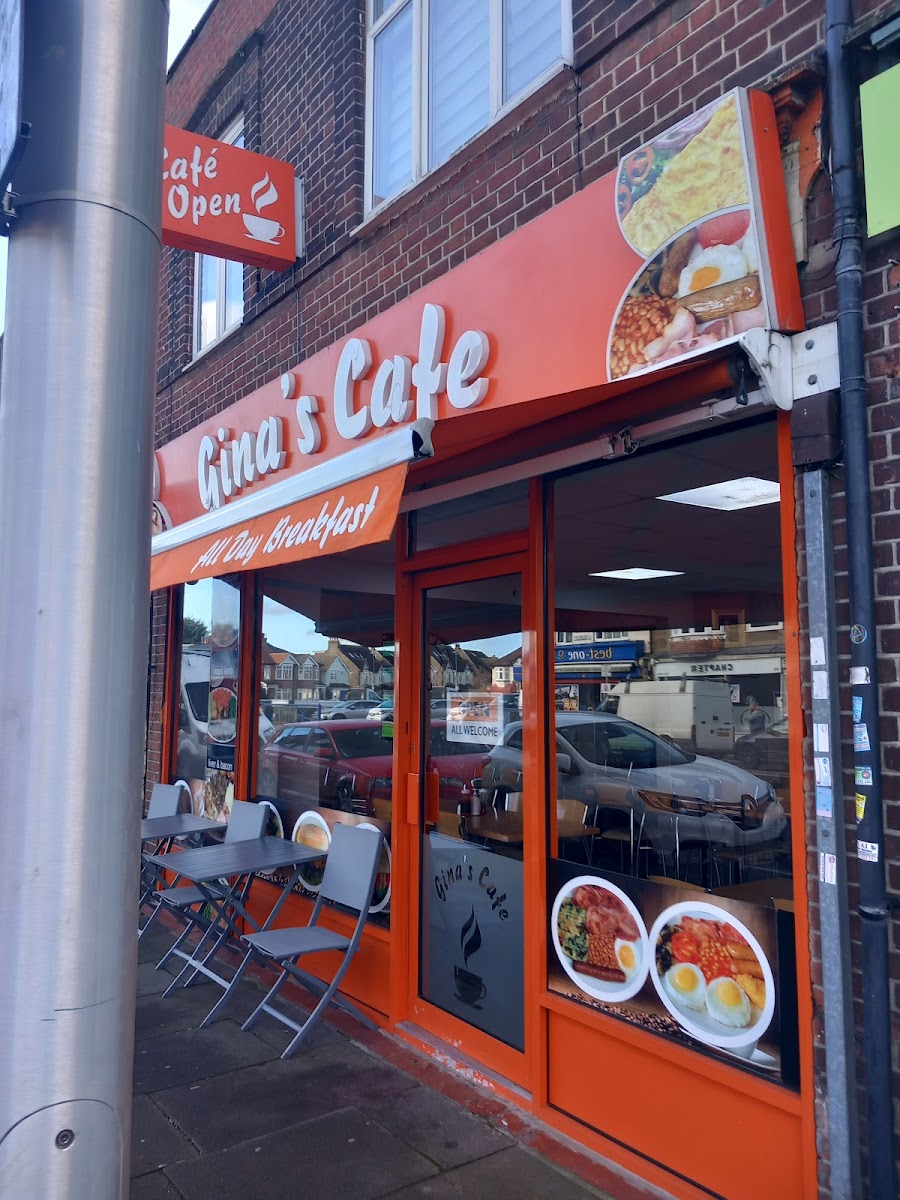 Ginas Cafe