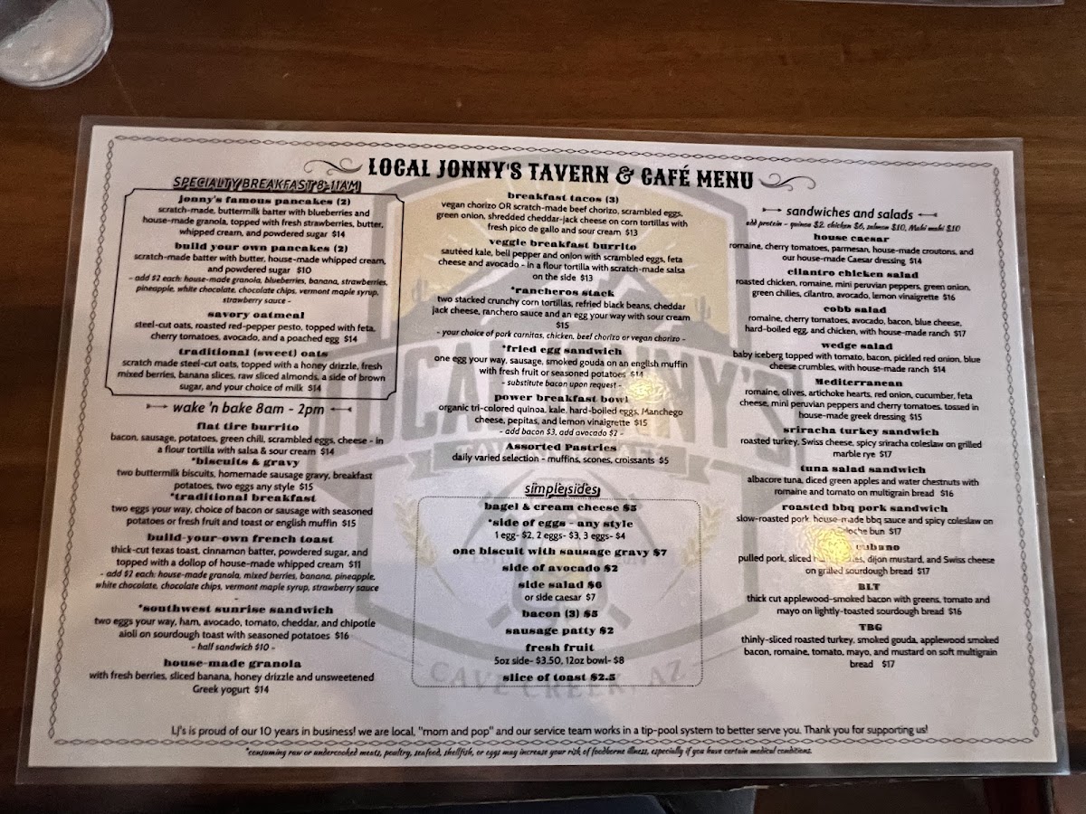 Local Jonny's Tavern And Café - 2