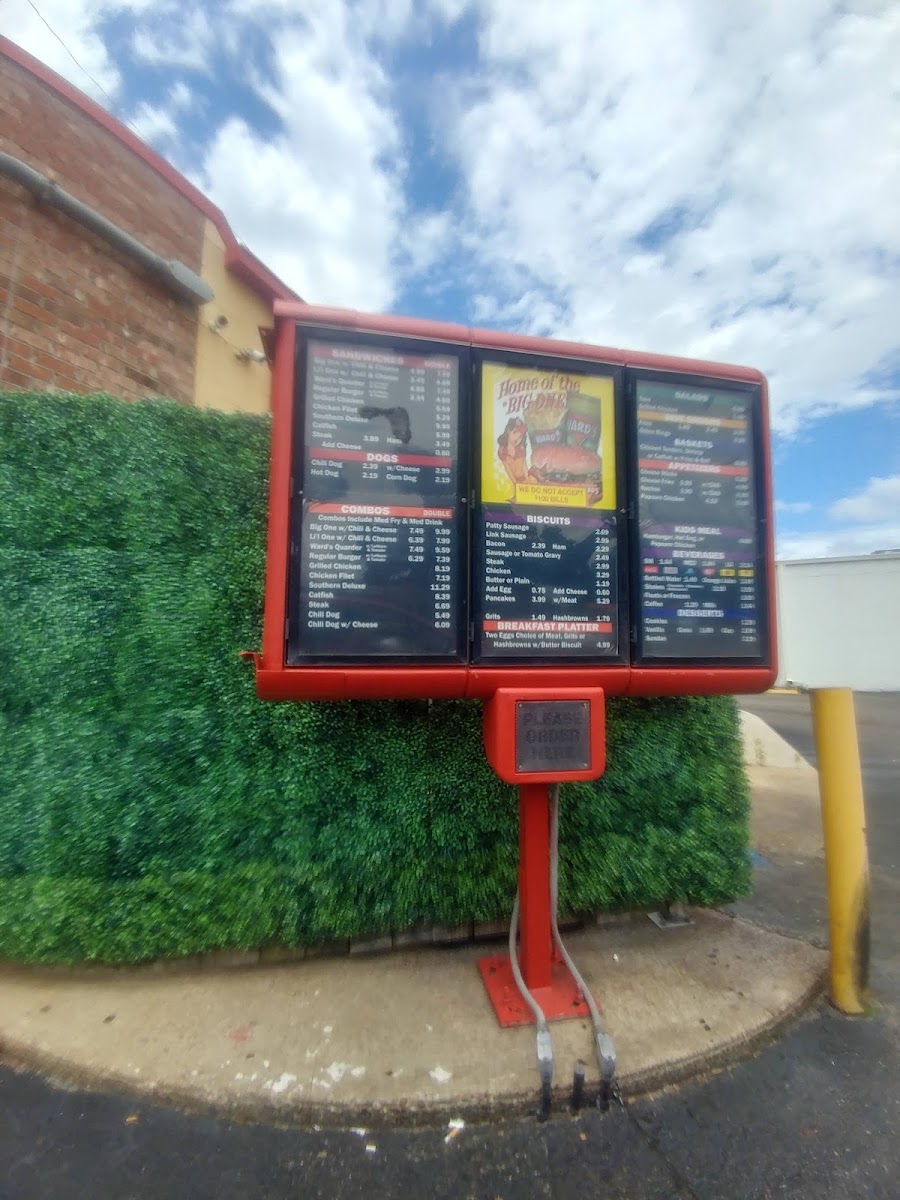 Ward's Restaurant - 7