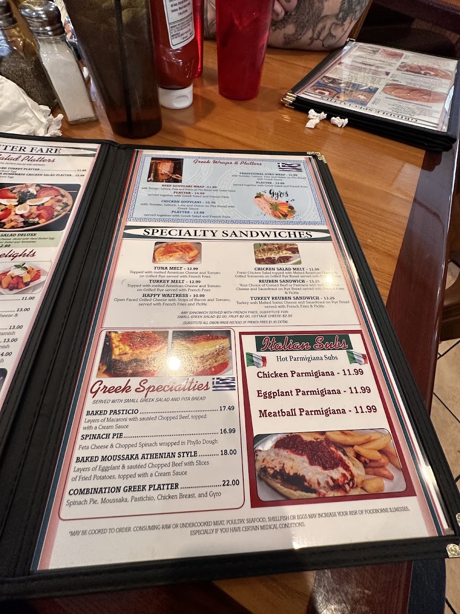 Sandy Springs Diner - 6