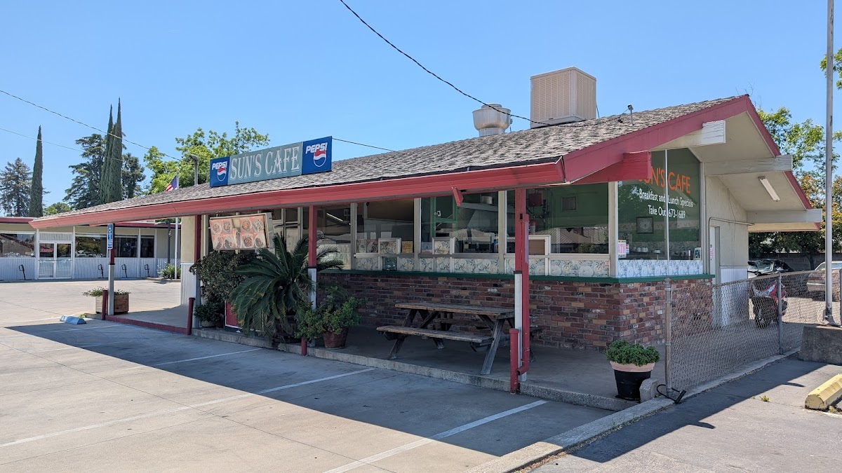 Sun's Café