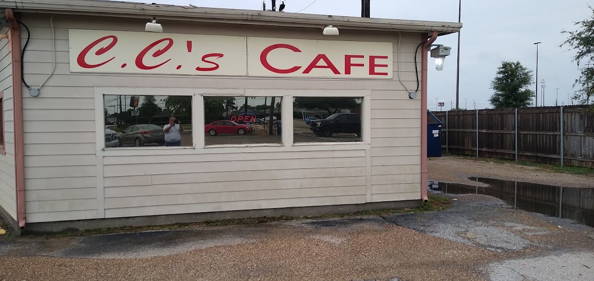 C C's Cafe