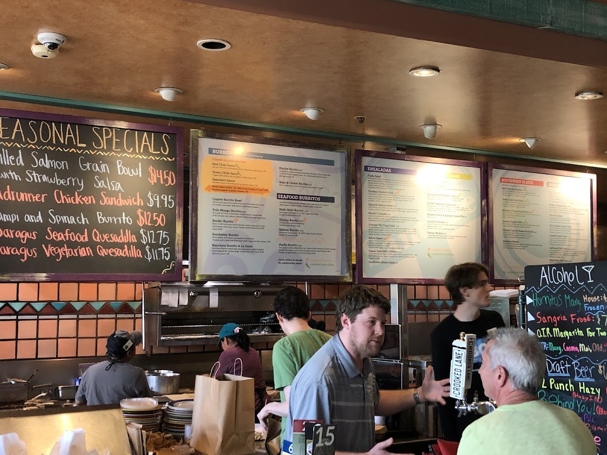 Dos Coyotes Border Cafe - 7