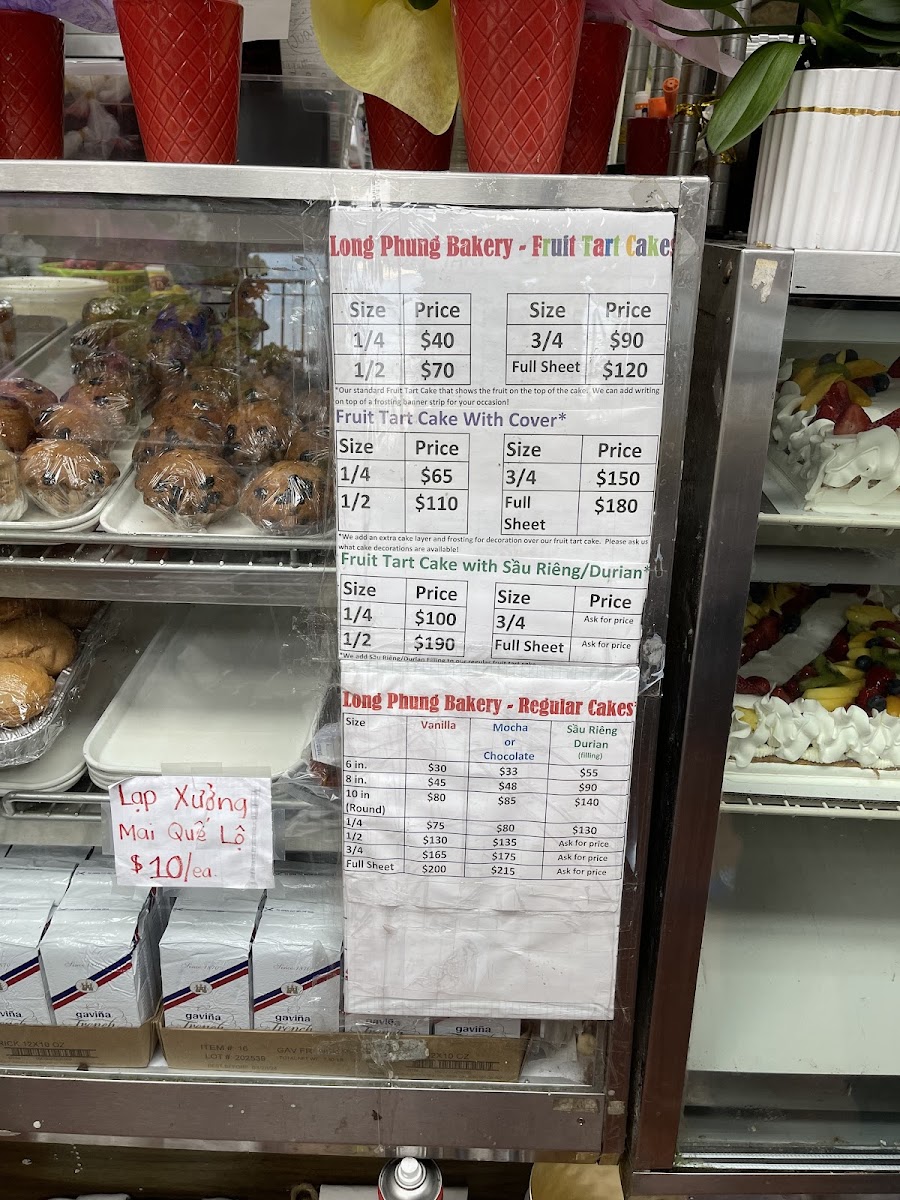 Long Phung Bakery - 7