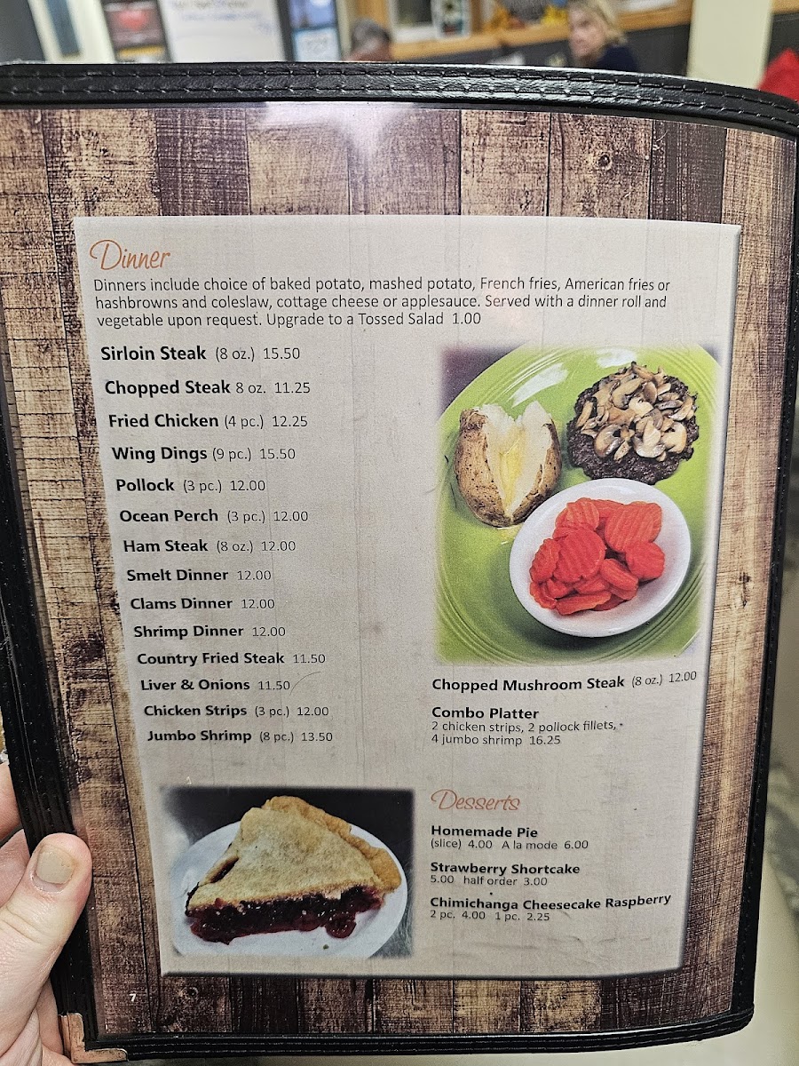 Lakeside Inn Restaurant - 4