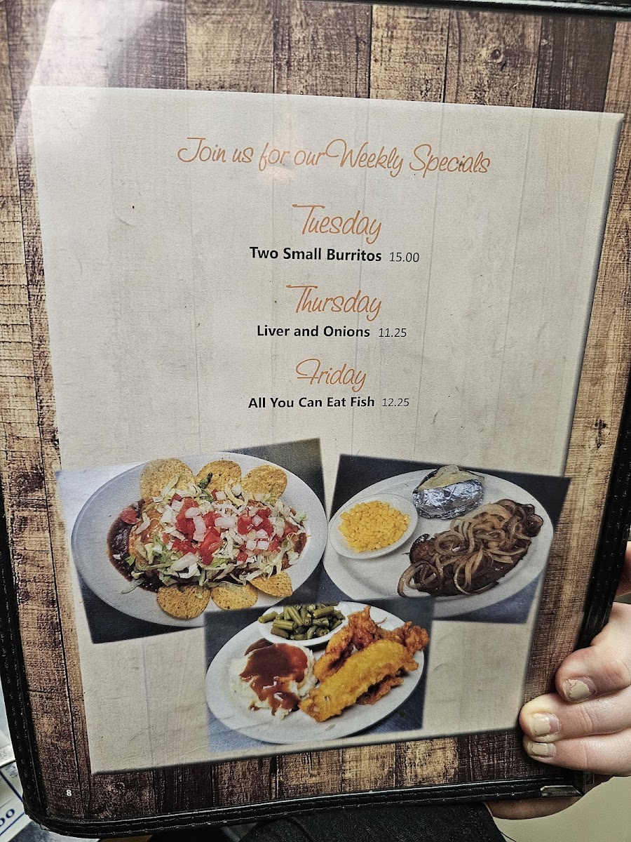 Lakeside Inn Restaurant - 8