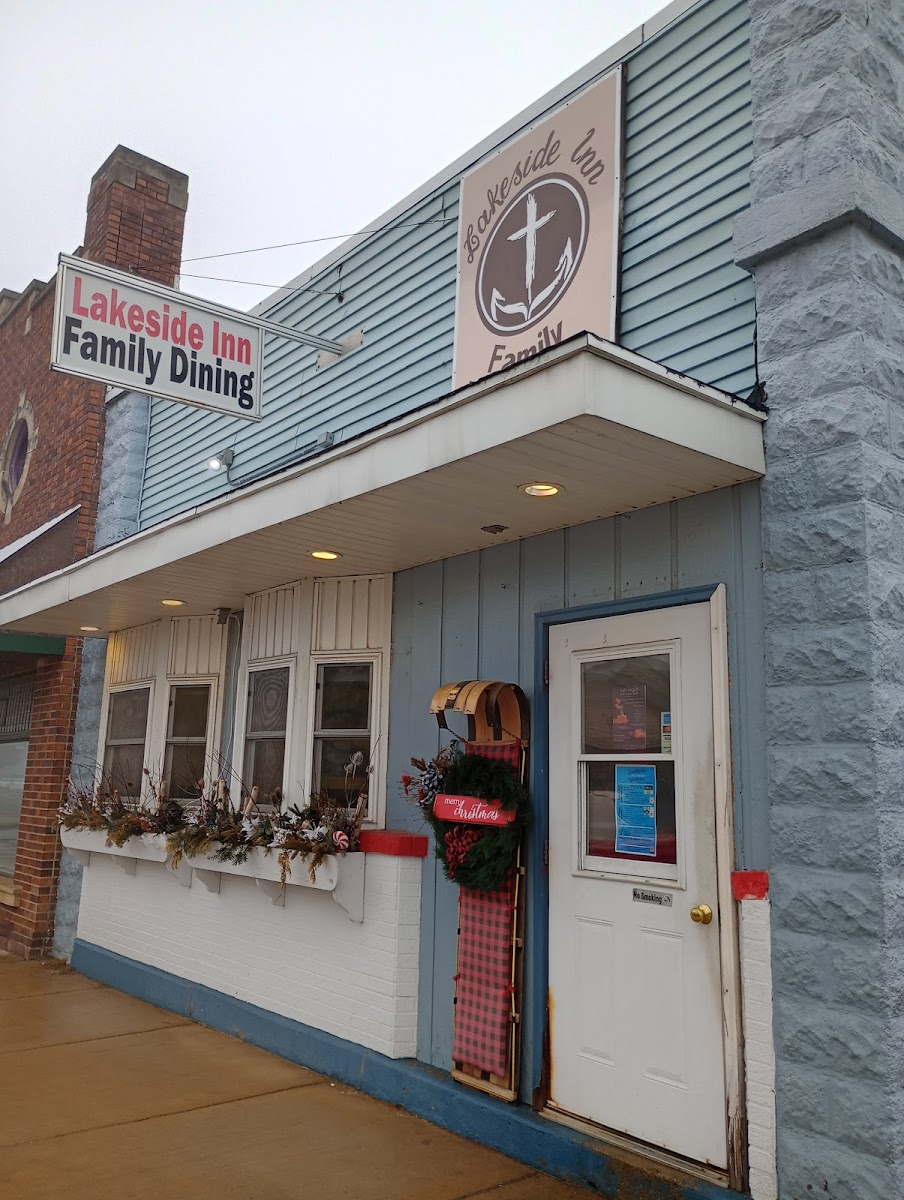 Lakeside Inn Restaurant