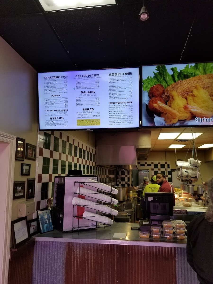 Catfish Charlie's - 10