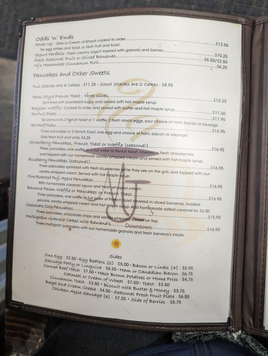 MJ's Downtown Cafe - 8