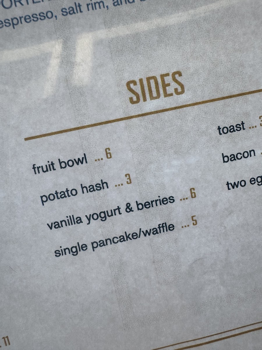 PORTERS Dining + Bar - 10