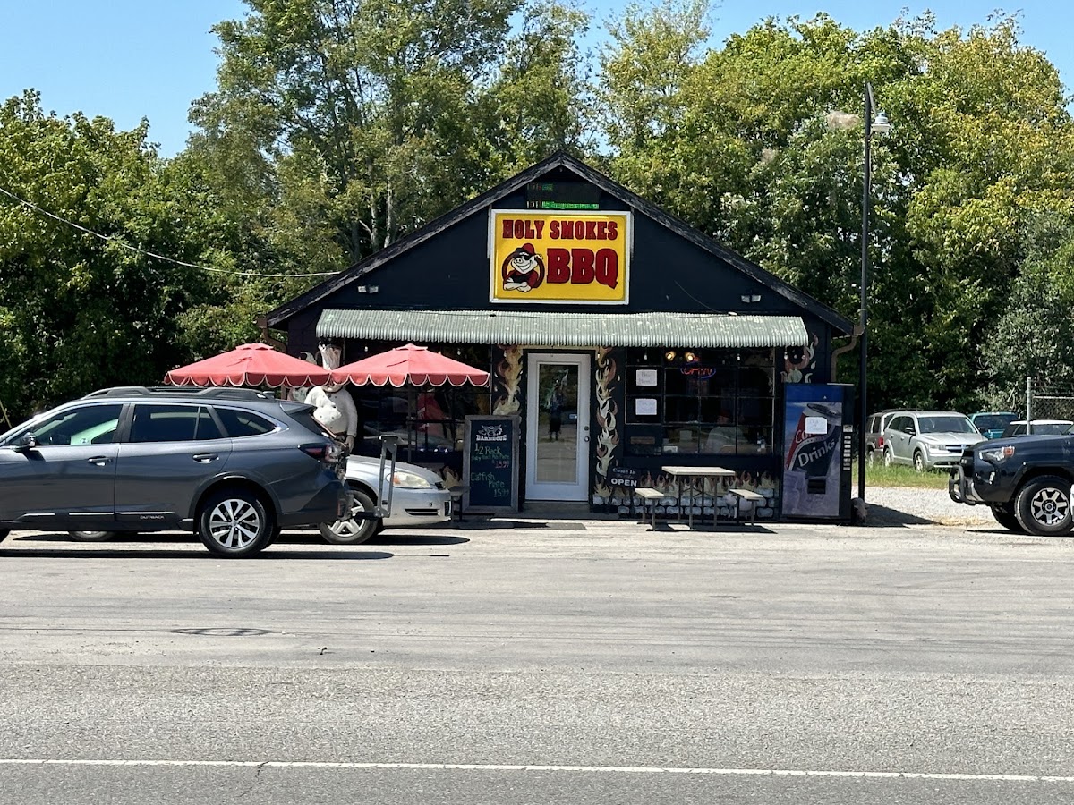 Holy Smokes BBQ of TN