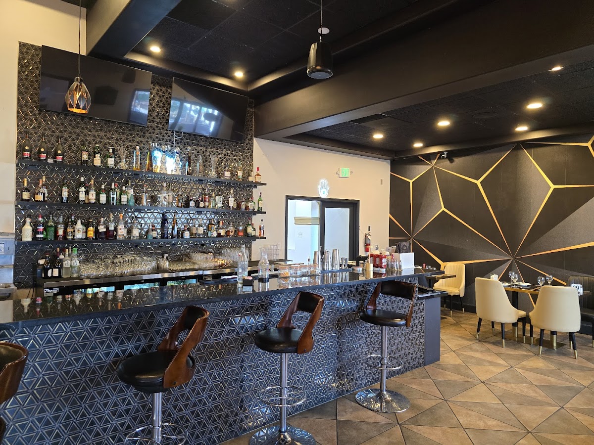 Layalena Restaurant & Bar