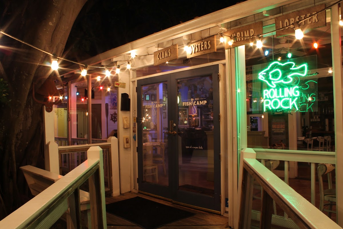 Owen's Fish Camp -Downtown SRQ