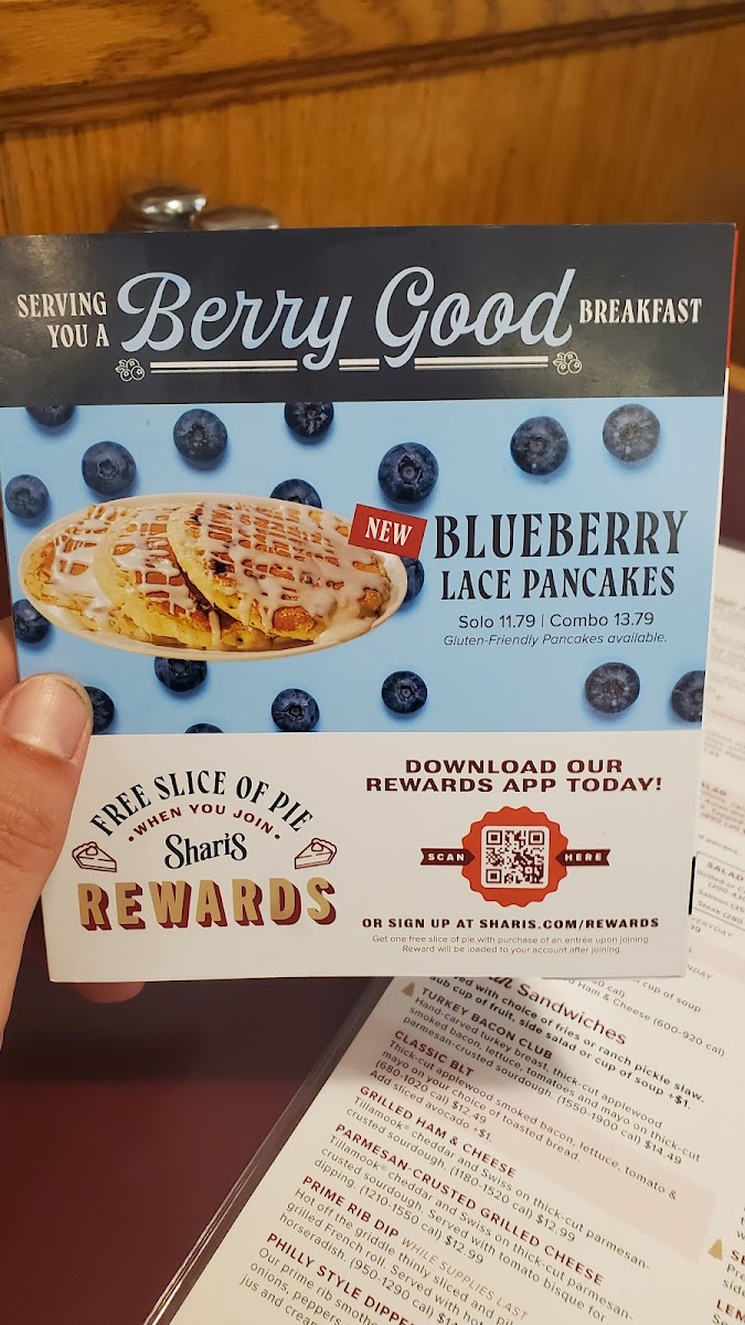 Shari's Cafe and Pies - 10