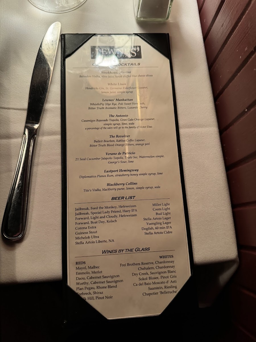 Lewnes' Steakhouse - 5