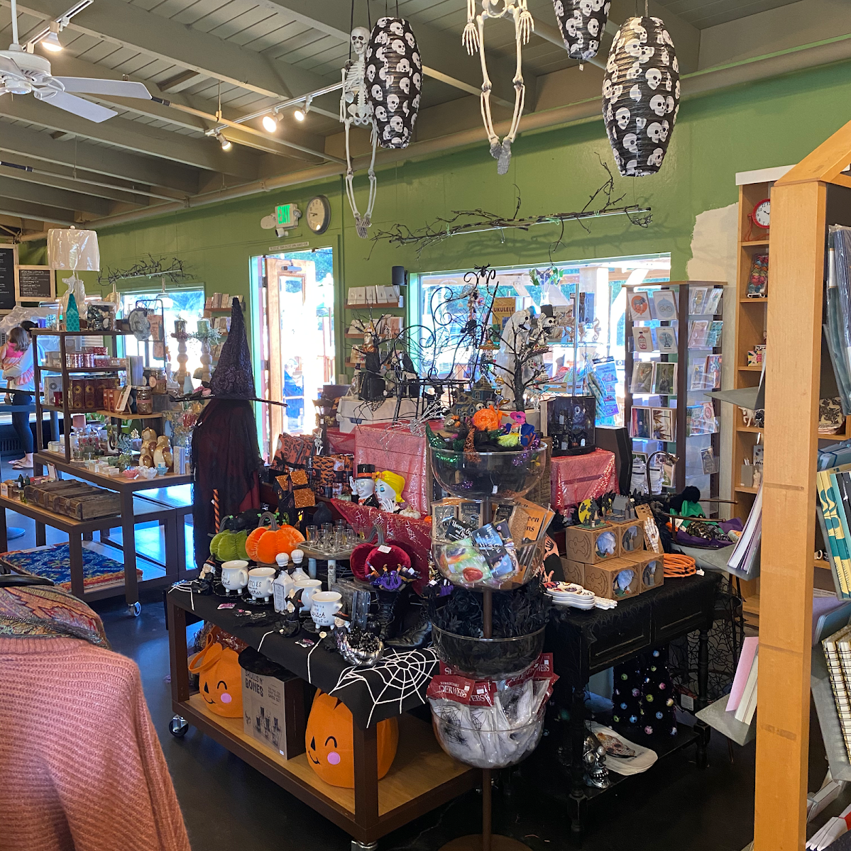 The Farm Bakery Cafe & Gifts