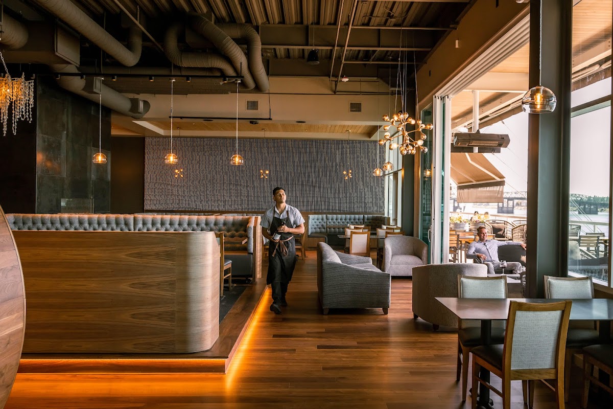 Willamette Valley Vineyards - Vancouver Waterfront