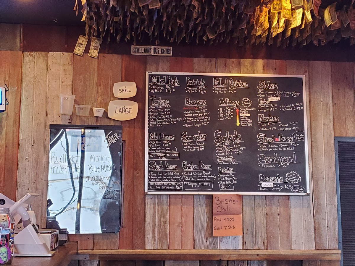 Rowdy's Smokehouse - 1